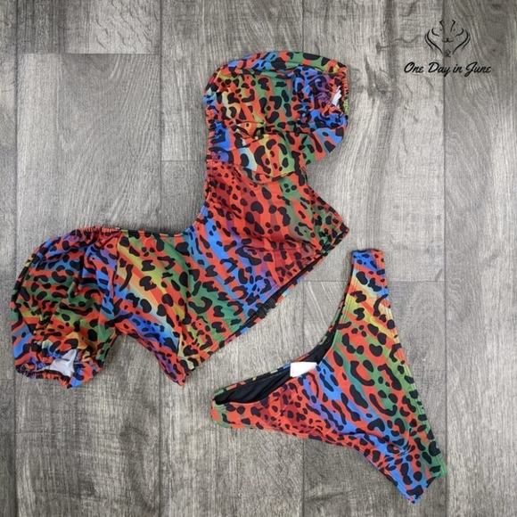 Peddney High Cut Zip Front Bikini Swimsuit Size M - Picture 4 of 4